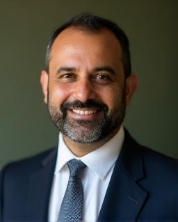 Portrait of Mohamed Khalil, Senior Financial Advisor at Finansik Pro LLC